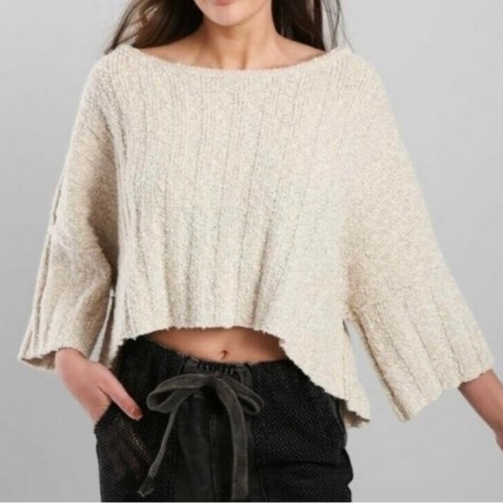 Free People oversized cropped cream sweater XS